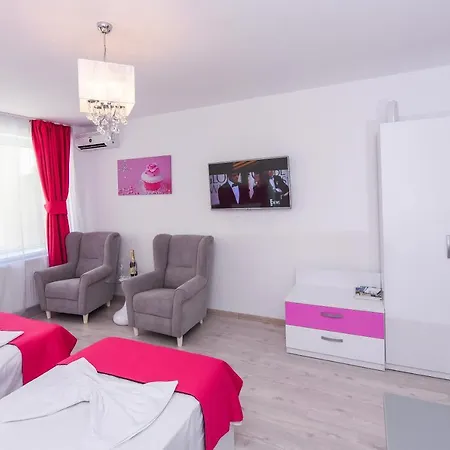 Grand Candy Studio Cismigiu Gardens